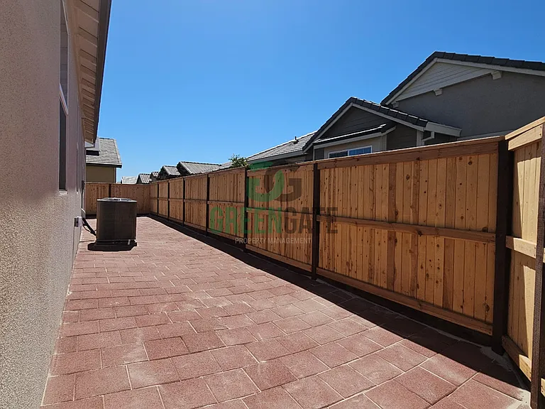6142 Honey Haven Ln — Photo 44