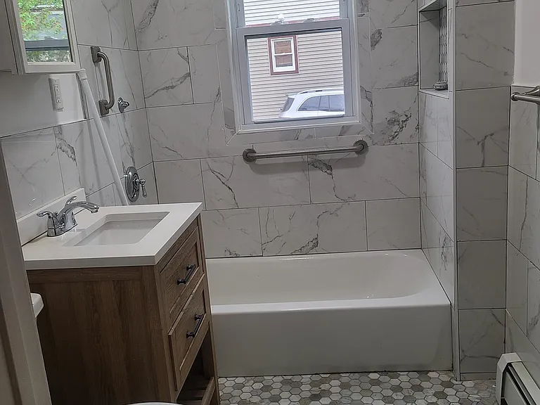 2 Winston Rd #1 — Photo 4