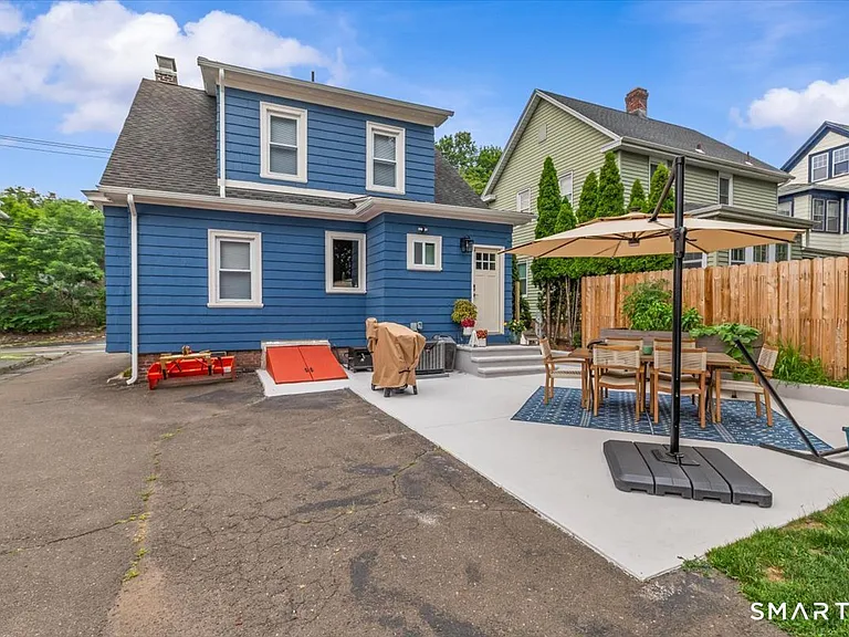 653 Forest Rd — Photo 21