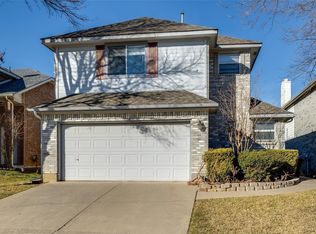 505 Saddle Dr, Euless, TX 76039