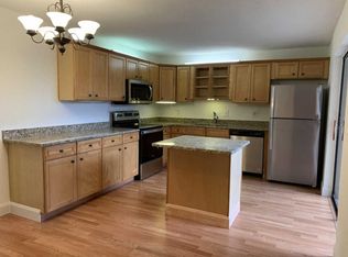 984 Springdale Cir, Palm Springs, FL 33461