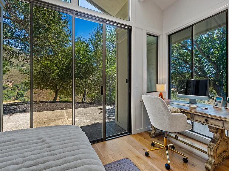 13350 Middle Canyon Rd — Photo 27
