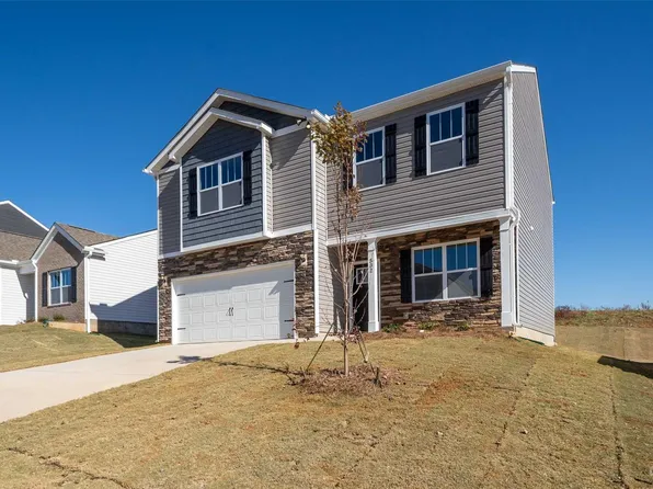 174 Wheatfield Rd, Fletcher, NC 28732