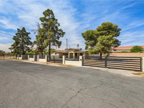 535 Straight St, Las Vegas, NV 89110