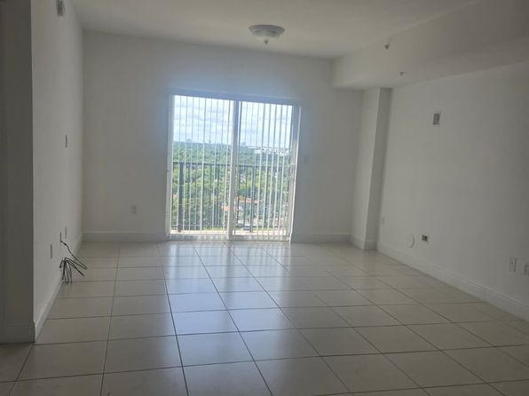 6357 SW 8th St #1211