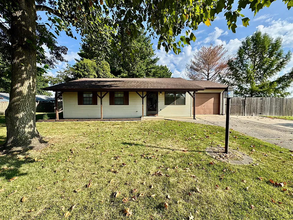 229 Laura St