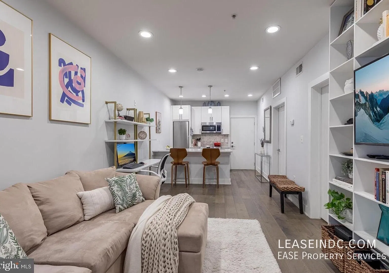 1 bed, 490 sqft, $2,200 — Photo 3