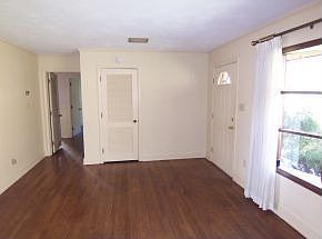5th image of 605 Vance Dr