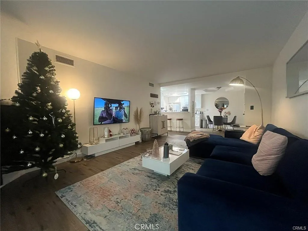 1 bed, 797 sqft, $2,750 — Photo 2