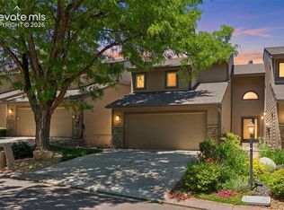 28 Woodbridge Dr, Colorado Springs, CO 80906