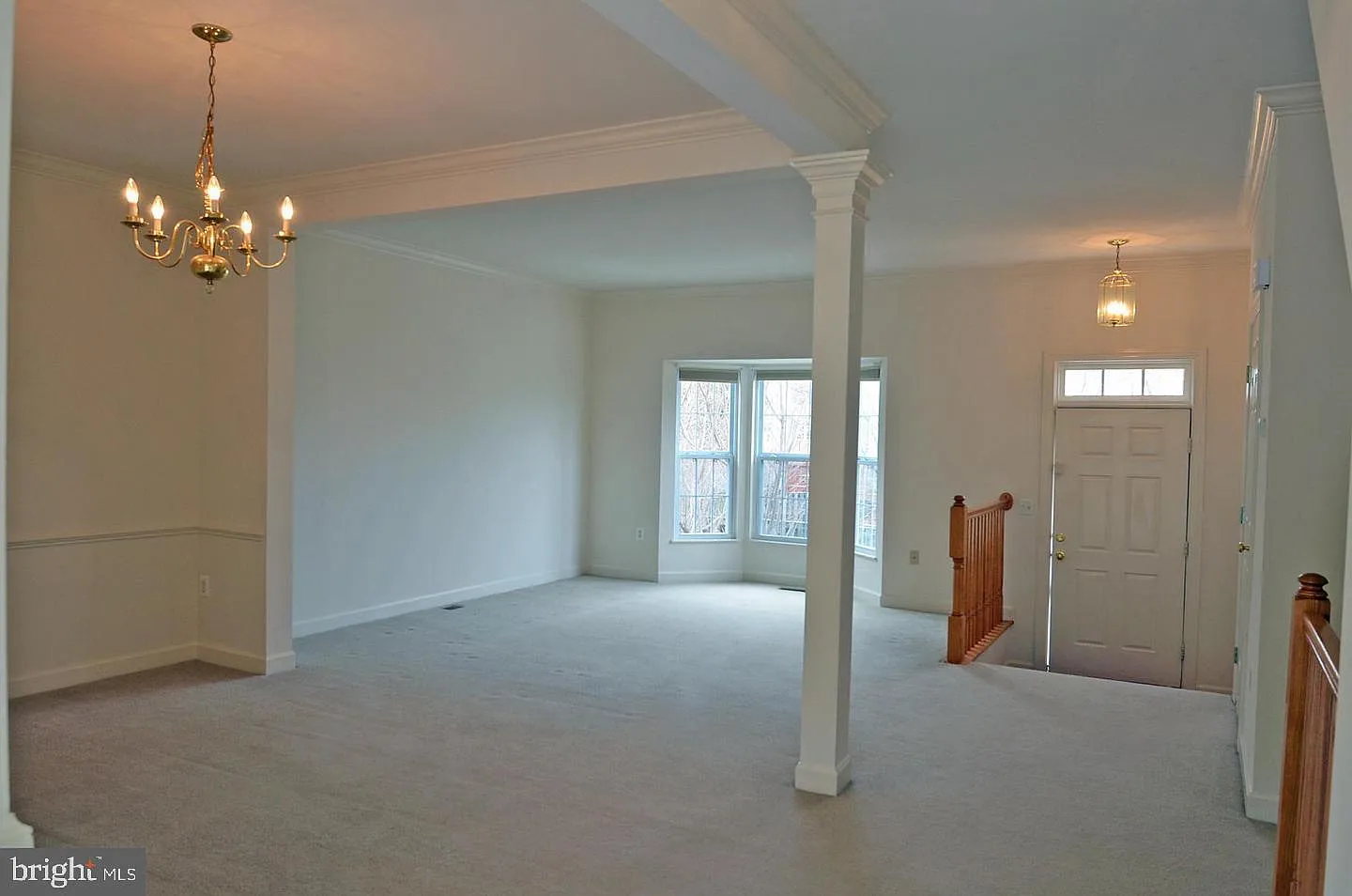 3 bed, 4.0 bath, 1703 sqft, $2,900 — Photo 3