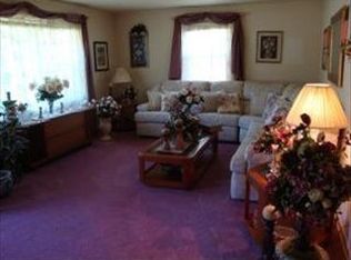 894 Robin Rd, Lancaster, PA 17601