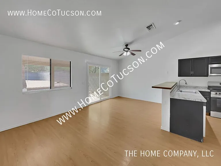 3873 S Havenhurst Dr — Photo 14