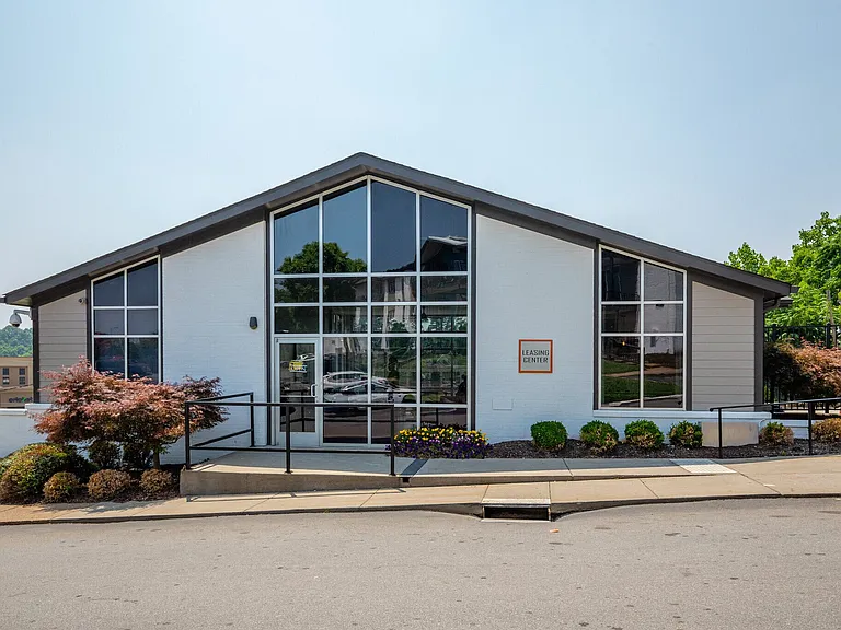 Summit East Nashville — Photo 9