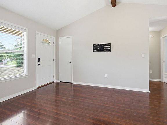 5th image of 359 John King Rd
