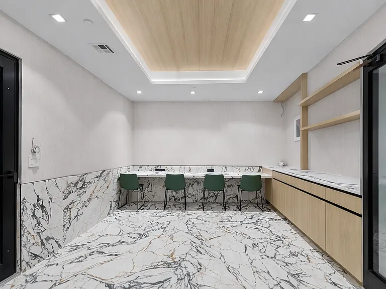 2715 Fulton St #203 — Photo 12