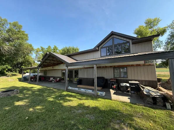 81219 Shermans Shoreline Rd, Clinton, MN 56225