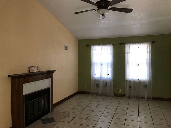 3rd image of 1704 3rd Ave