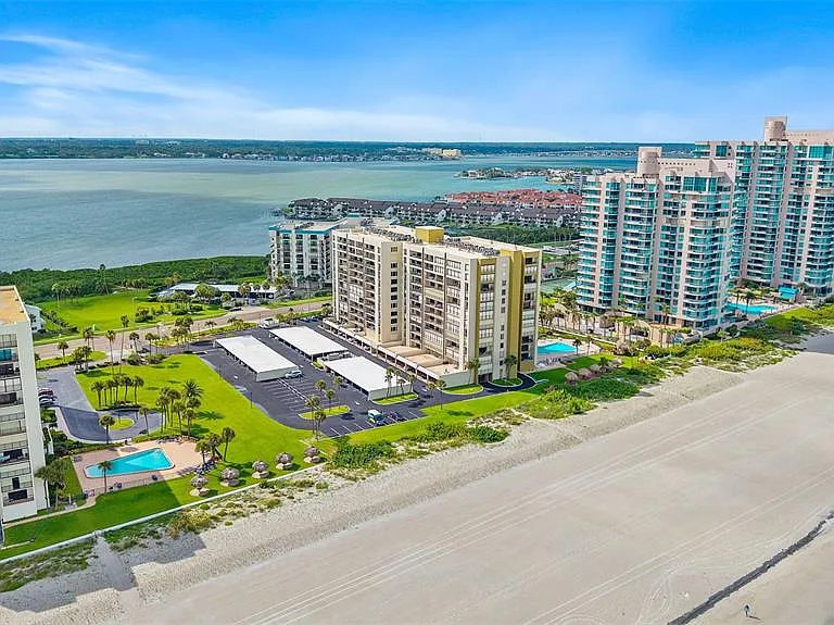 1480 Gulf Blvd #409 — Photo 42