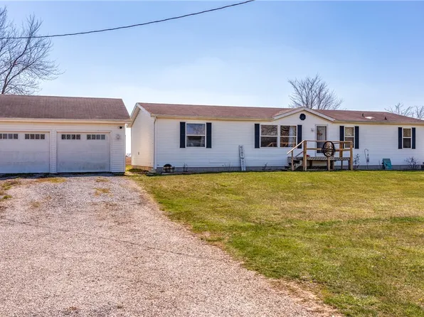 17007 E 100th Ave, Mason, IL 62443