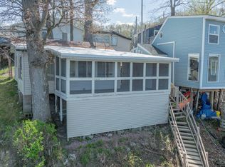 11739 W Pirates Roost Rd, Monticello, IN 47960