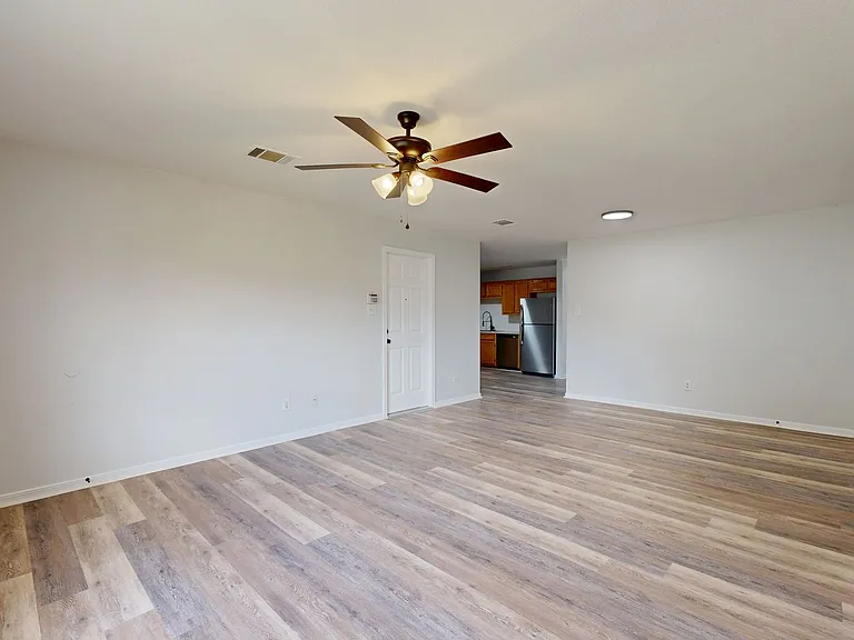 1406 Van Zanten Ct #B — Photo 7