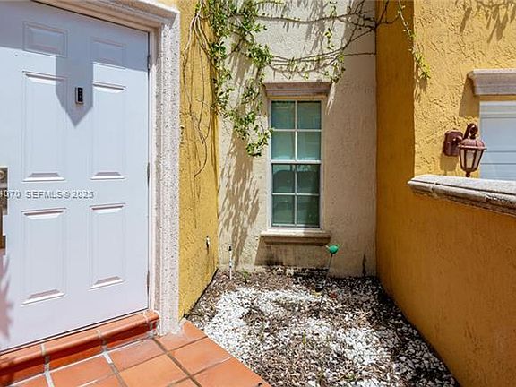 2nd image of 18460 NE 30th Ave #Townhouse 18460