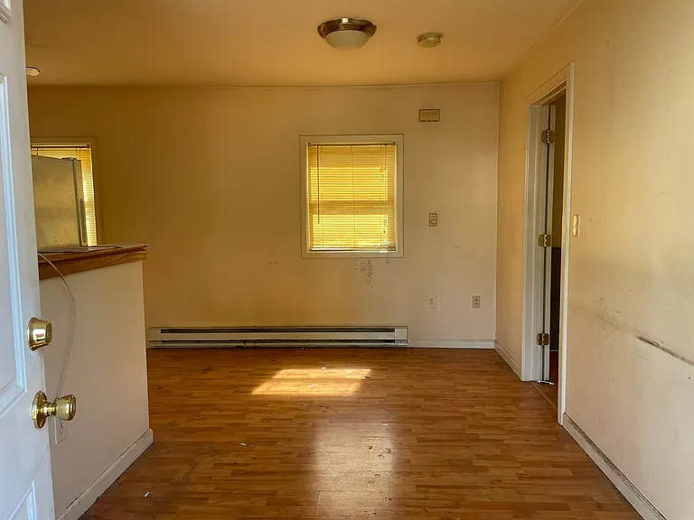 311B Durham Ave — Photo 2