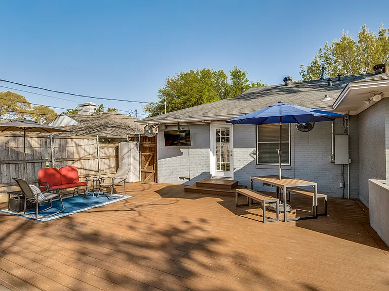 6236 Monticello Ave — Photo 20