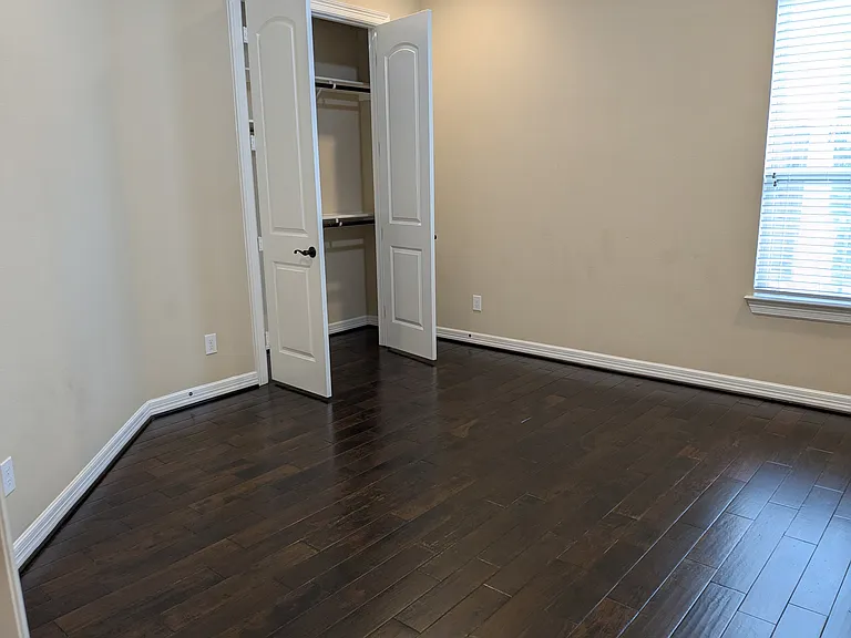 Study can be a 5th Bedroom