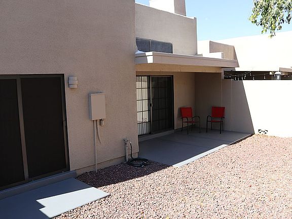 3rd image of 8978 E Meadow Hill Dr
