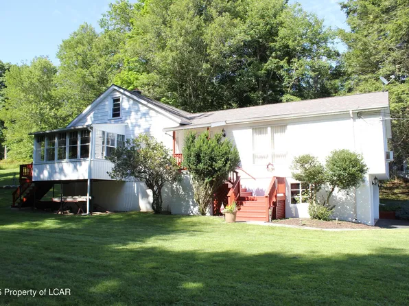 564 Shupp Rd, Dallas, PA 18612