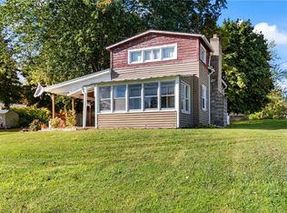10266 Kansas Ave, Wolcott, NY 14590
