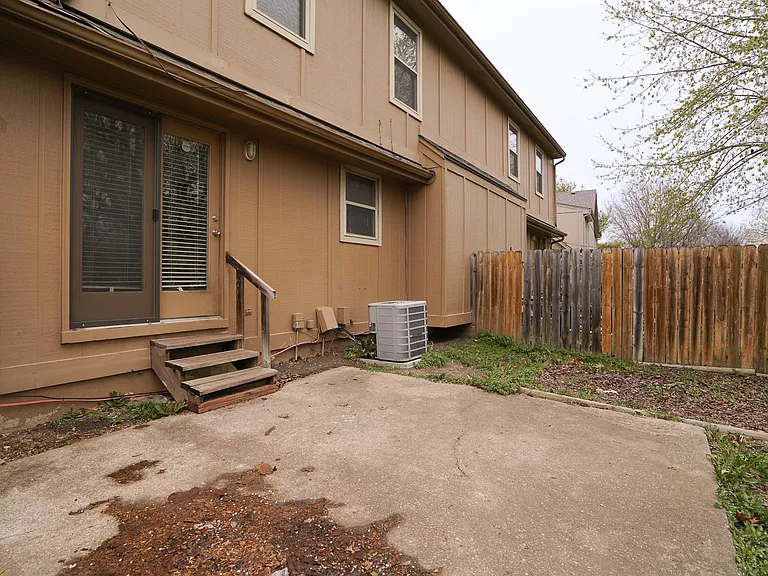 609 SE Bayberry Ln #A — Photo 33