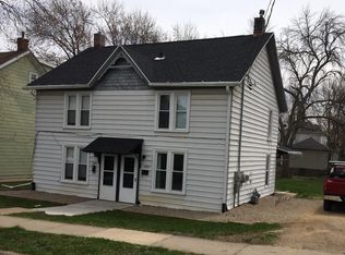 1930 Grace St, Dubuque, IA 52001