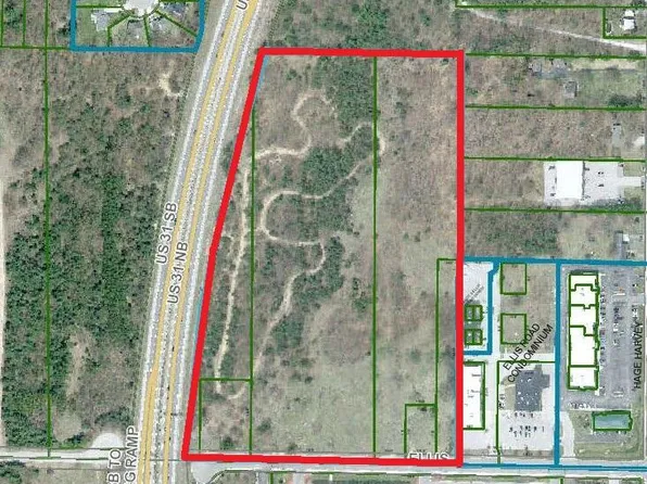 1404 E Ellis Rd, Norton Shores, MI 49444