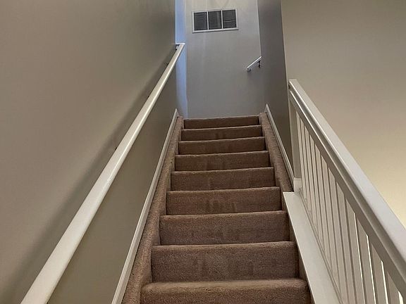 Stairwell entering unit