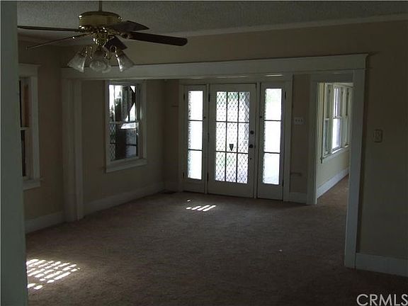 4th image of 621 E Acacia Ave