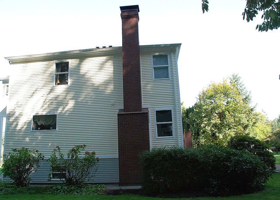 2nd image of 32722 Peoria Rd SW