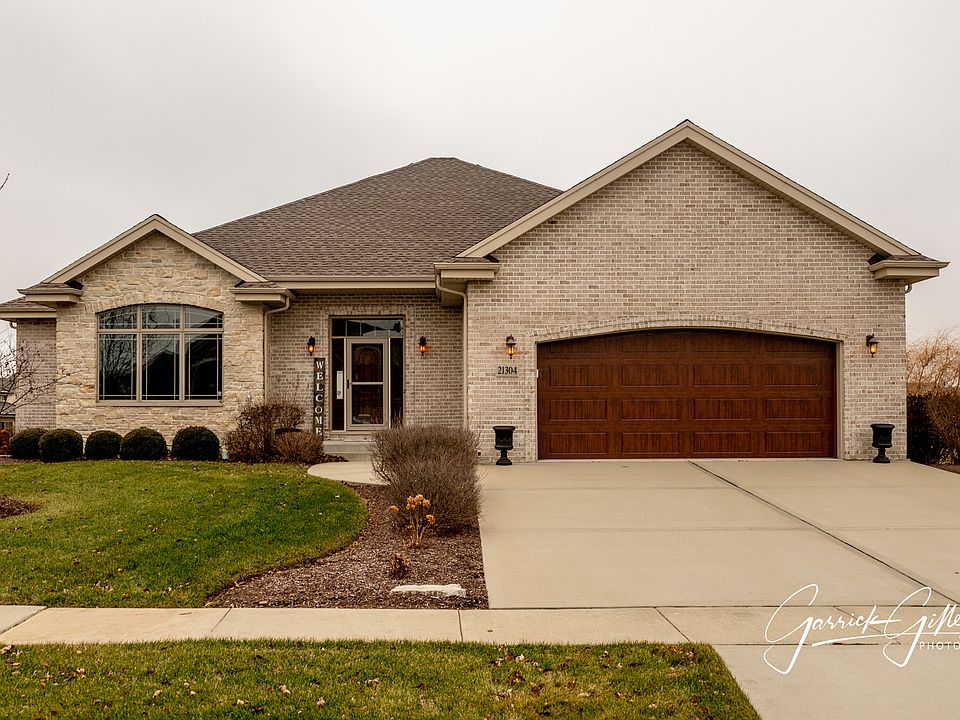 1st image of 21304 S Redwood Ln
