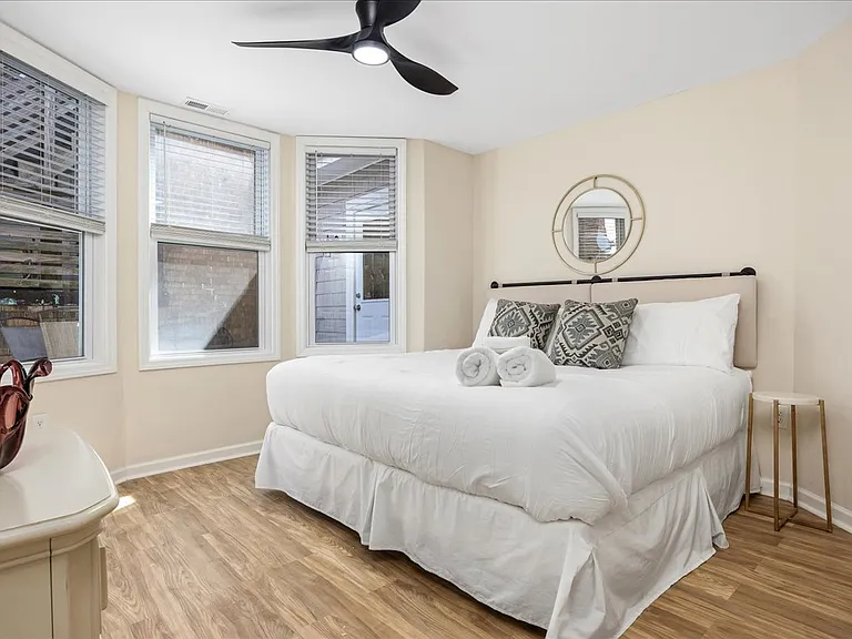 5123 Ventnor Ave #B — Photo 29