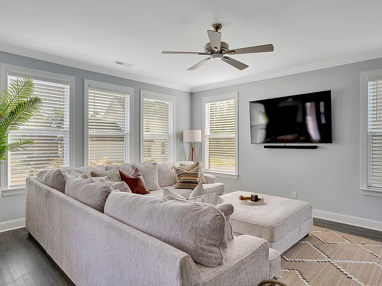 8087 Honeycomb Ln — Photo 5