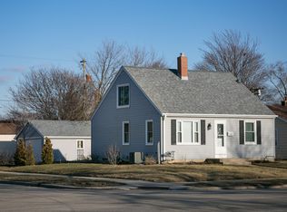 5903 39th Ave, Kenosha, WI 53144