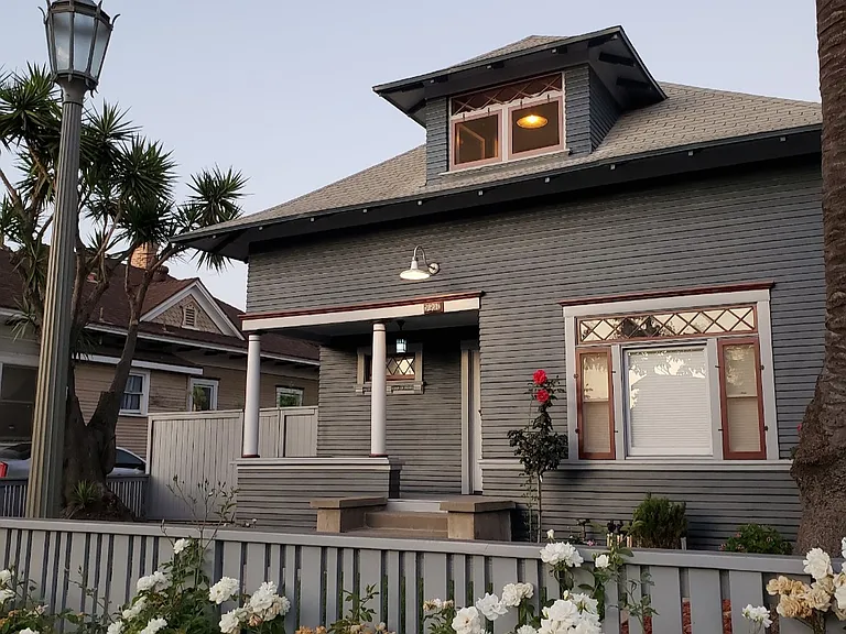 291 S Glassell St — Photo 2