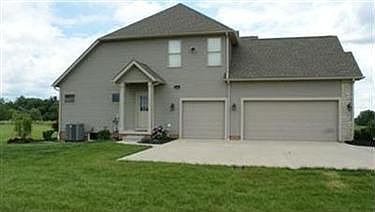 2nd image of 7337 Hunters Glen Ln