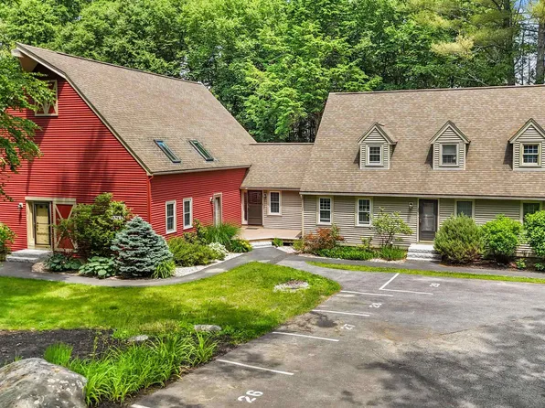 27 Balmoral Drive, Stratham, NH 03885