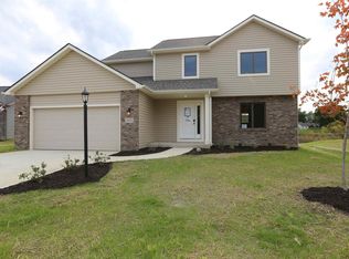 665 Long Ridge Rd, Columbia City, IN 46725