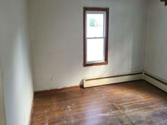 5th image of 87 Westwood Pkwy