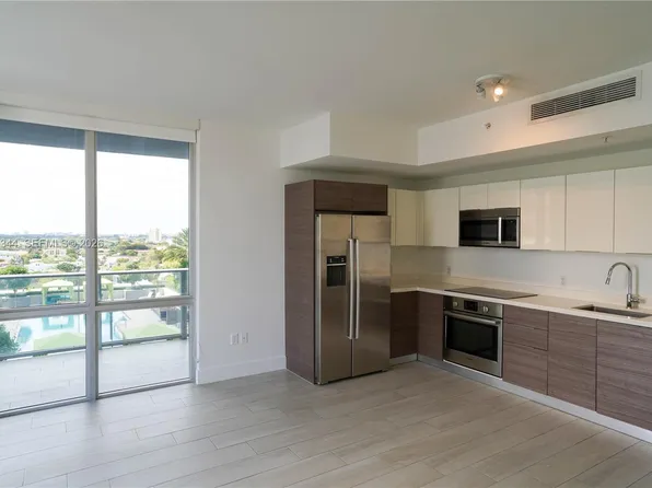 1010 SW 2nd Ave Unit 909, Miami, FL 33131