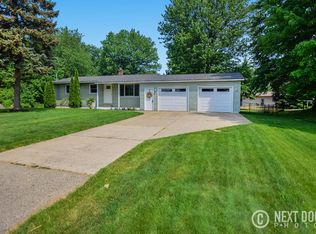 15285 James St, Holland, MI 49424